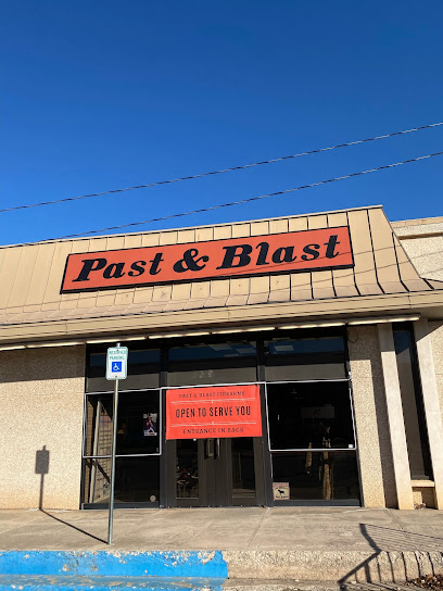 Past & Blast - Store photo